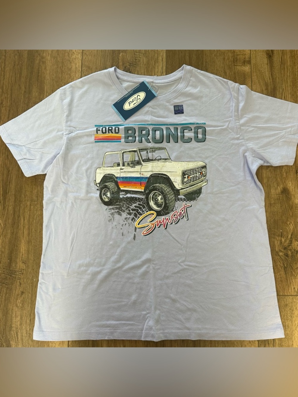 NWT!! Ford Bronco Tee Shirt, Light Purple, Licensed,‎ Collector, Cotton, L